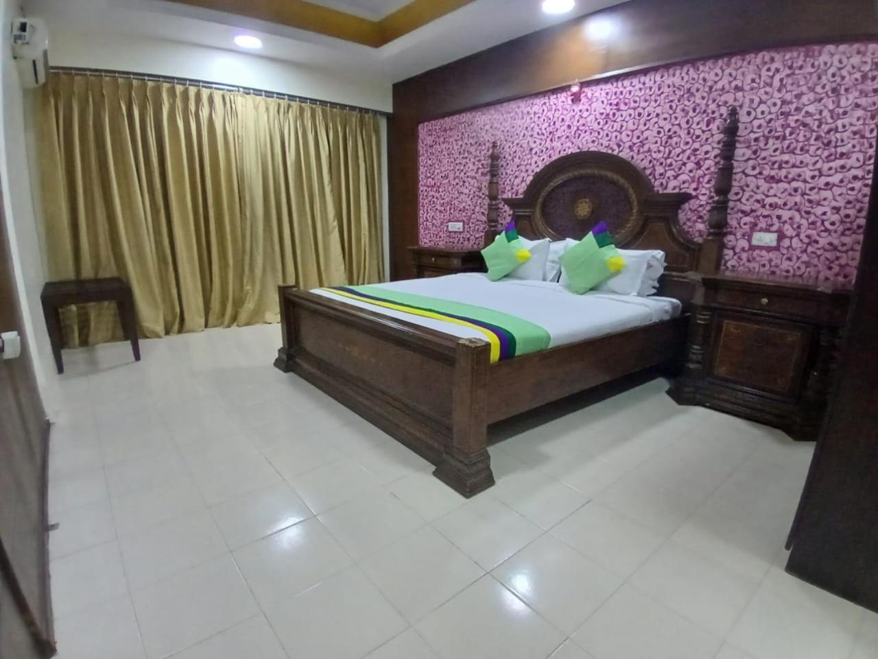 Blossom Rooms Hotel Vashishtha - Free Lunch Or Dinner- Free Breakfast Hyderabad Exterior photo